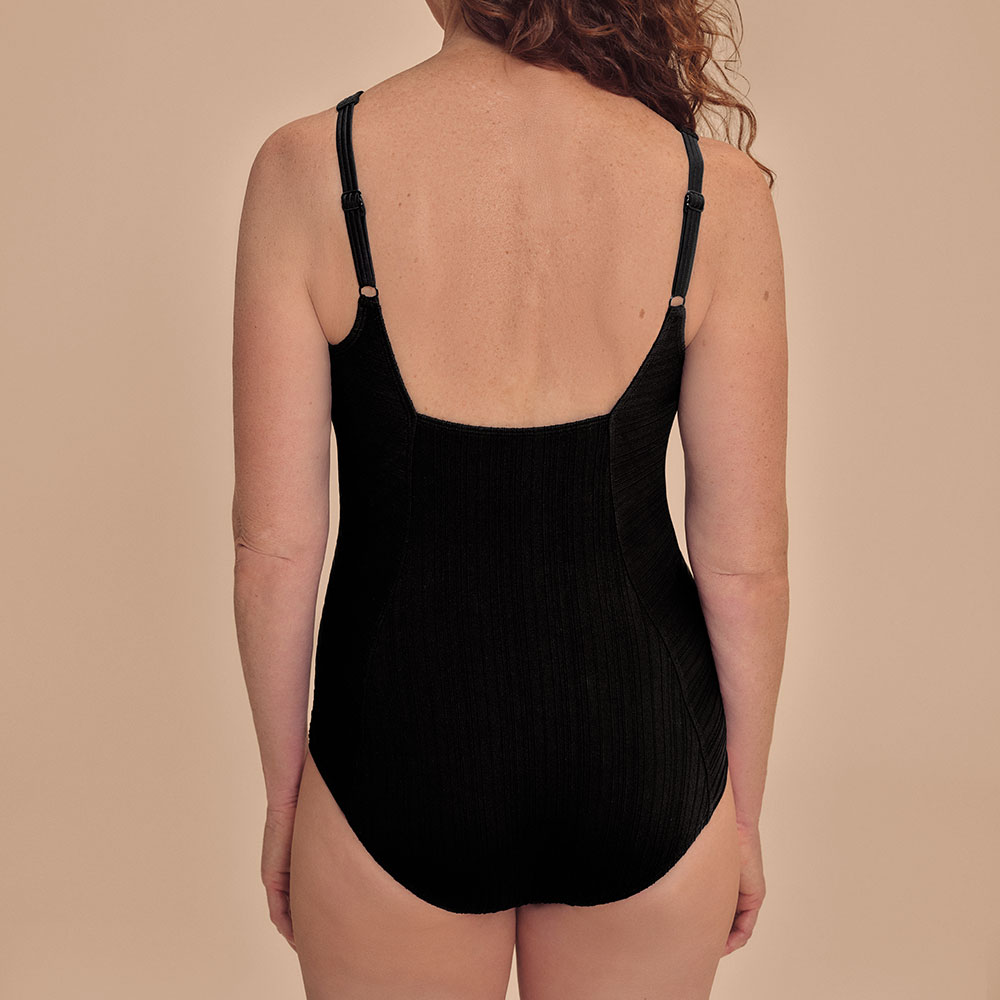 Amoena Prothesen-Badeanzug Treviso OP in Schwarz - Model Rückseite