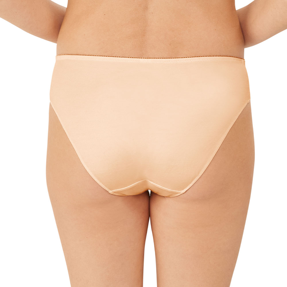 Amoena Panty Emma 44835 in Peach - Model Rückseite