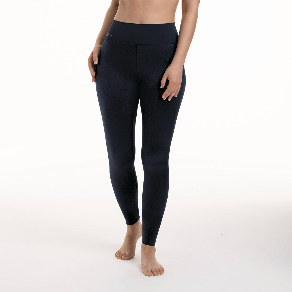 Anita active Sport Tights Massage 1675 Dunkelblau - Model