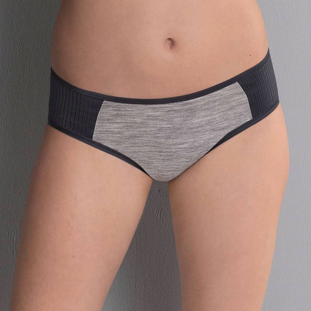 Anita active Sport Panty PanAlp  grau aus Merinowolle Model vorne