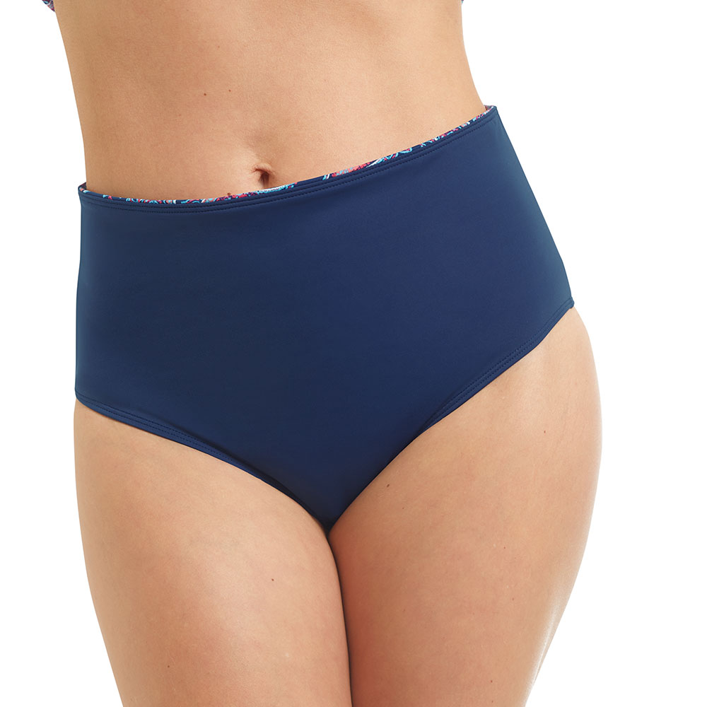 Amoena Be Attractive High Waist Brief 71524 - Model Vorderseite Variante 2