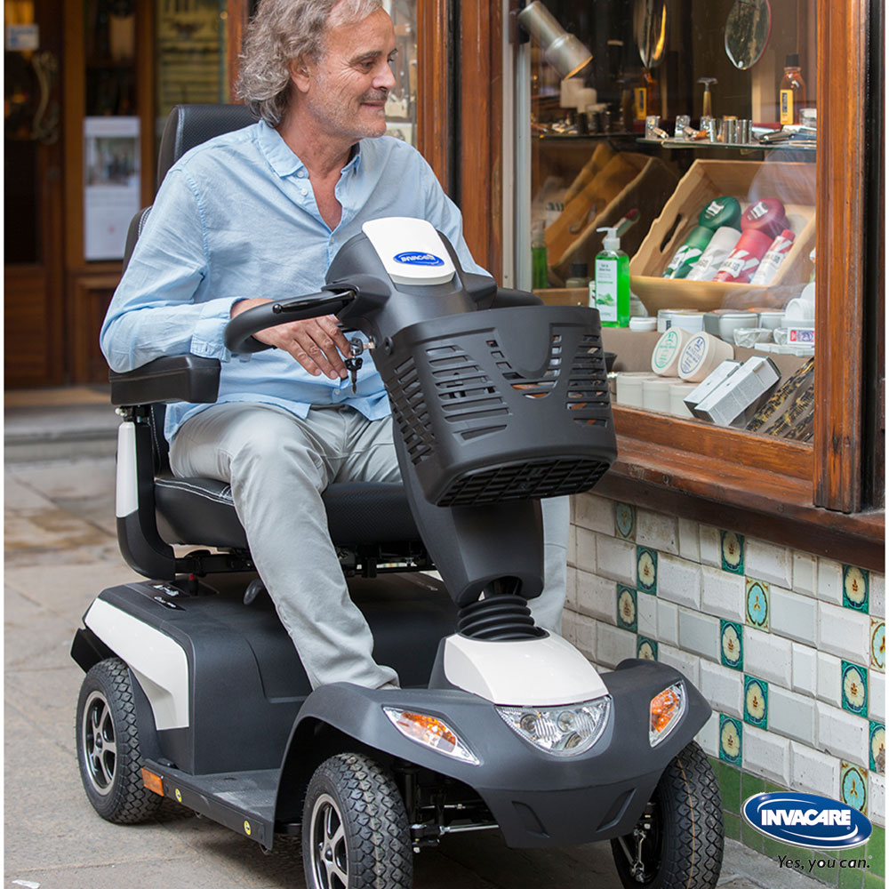 Silber| Invacare Scooter Orion METRO 6, perfektes Elektromobil für Einsteiger