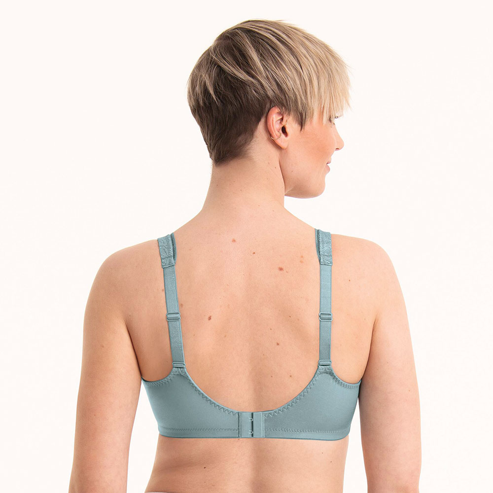 Anita care Prothesen-BH Selena Aqua von hinten getragen am Model
