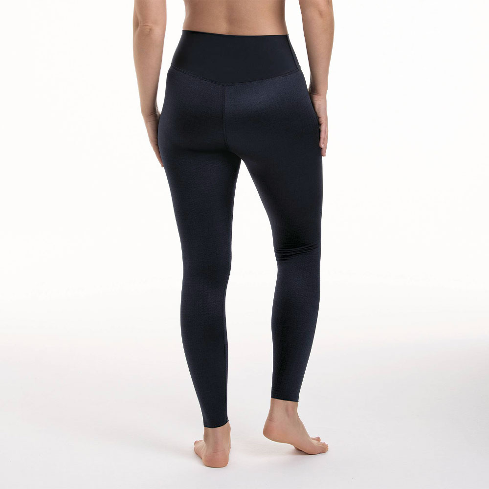 Anita active Sport Tights Massage 1675 Dunkelblau - Model Rückseite